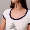 T-Shirt mit Monogram-Logo in grafischer Slim-Passform T-Shirt mit Monogram-Logo in grafischer Slim-Passform
