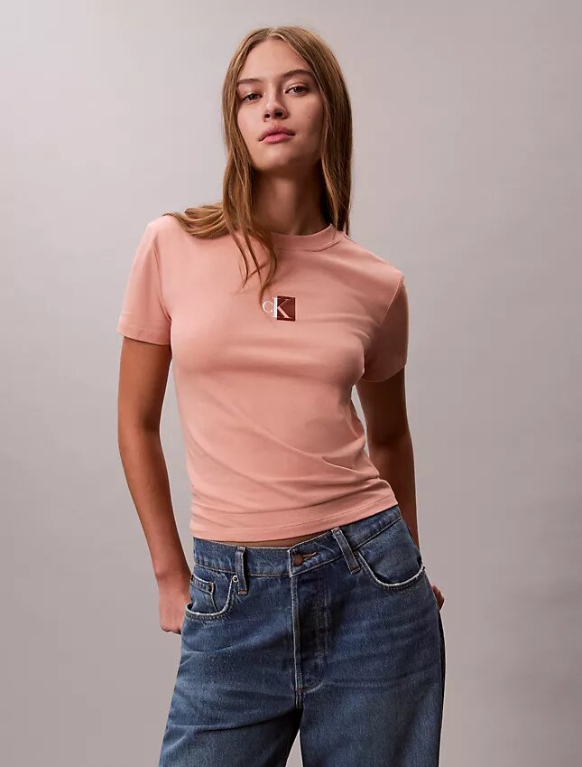 T-Shirt mit Rundhalsausschnitt und Monogram-Logo T-Shirt mit Rundhalsausschnitt und Monogram-Logo