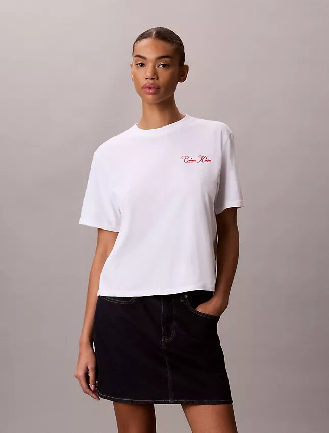 T-Shirt mit Schriftzug von Calvin Klein in Schreibschrift T-Shirt mit Schriftzug von Calvin Klein in Schreibschrift