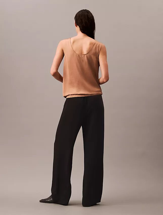 Tanktop aus geknittertem Satin mit Bindeband vorne Tanktop aus geknittertem Satin mit Bindeband vorne