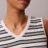 Tanktop mit geripptem V-Ausschnitt Tanktop mit geripptem V-Ausschnitt