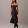 Trägerloses Kleid aus gebürsteter Wollmischung Trägerloses Kleid aus gebürsteter Wollmischung