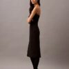 Trägerloses Kleid aus gebürsteter Wollmischung Trägerloses Kleid aus gebürsteter Wollmischung