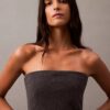 Trägerloses Kleid aus gebürsteter Wollmischung Trägerloses Kleid aus gebürsteter Wollmischung