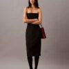 Trägerloses Kleid aus gebürsteter Wollmischung Trägerloses Kleid aus gebürsteter Wollmischung