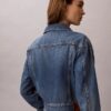 Trucker Jacket im 90er-Jahre-Stil Trucker Jacket im 90er-Jahre-Stil