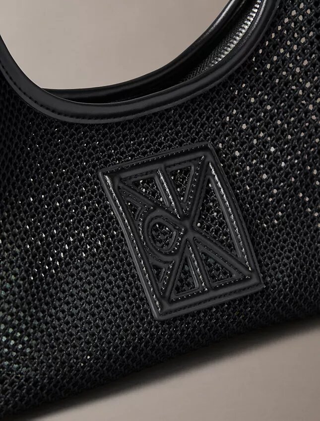 Umhängetasche aus Mesh mit Emblem-Logo Umhängetasche aus Mesh mit Emblem-Logo