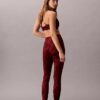 Weiche 7/8-Leggings mit abstraktem Sportprint Weiche 7/8-Leggings mit abstraktem Sportprint