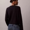 Weicher, locker sitzender Pullover mit Monogram Weicher, locker sitzender Pullover mit Monogram