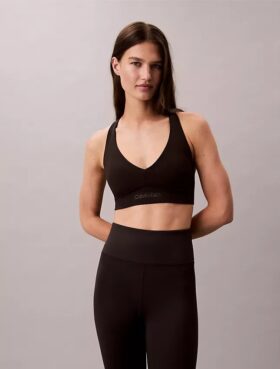 Weicher Sport-BH für mittlere Belastung