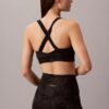 Weicher Sport-BH für mittlere Belastung Weicher Sport-BH für mittlere Belastung