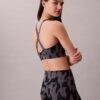 Weicher Sport-BH für mittlere Belastung Weicher Sport-BH für mittlere Belastung