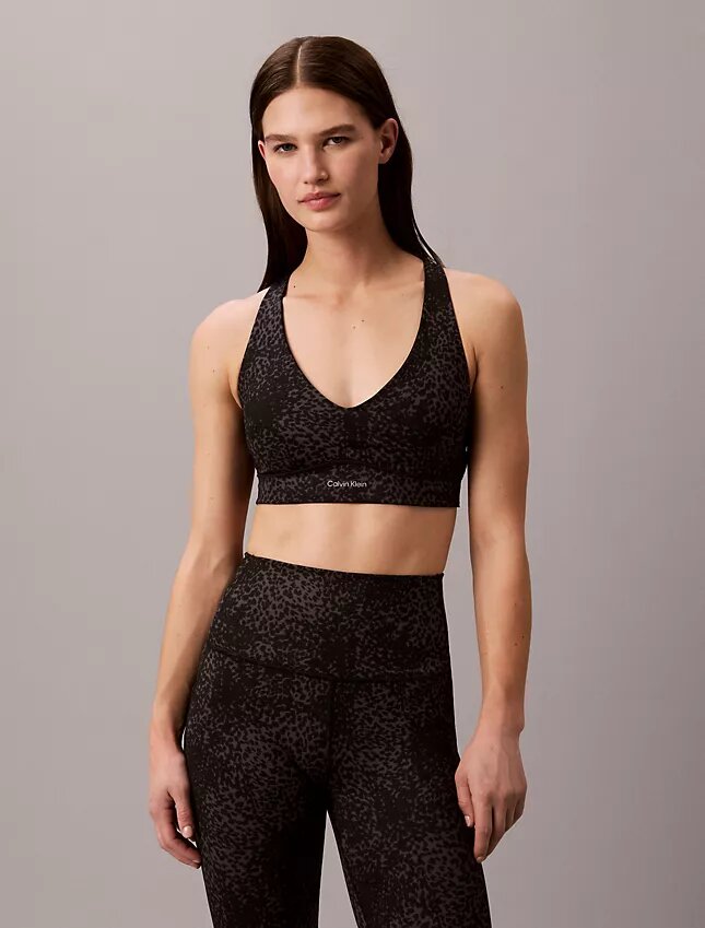 Weicher Sport-BH für mittlere Belastung Weicher Sport-BH für mittlere Belastung