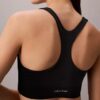 Weiches Sport-Oberteil für geringe Belastung Weiches Sport-Oberteil für geringe Belastung