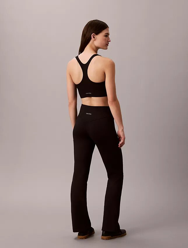 Weiches Sport-Oberteil für geringe Belastung Weiches Sport-Oberteil für geringe Belastung