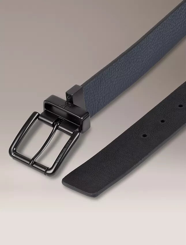 Wendegürtel aus genarbtem Leder Wendegürtel aus genarbtem Leder