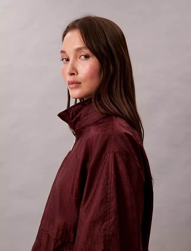 Windjacke mit durchgehendem Monogram-Print Windjacke mit durchgehendem Monogram-Print