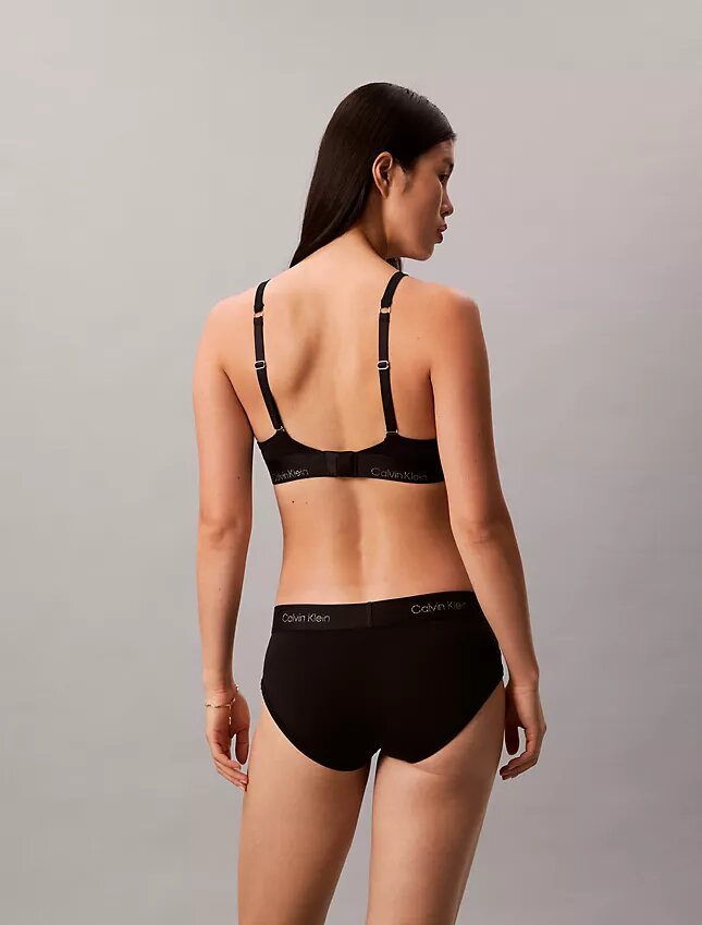 Zum chinesischen Neujahr: Leicht gefütterter Triangel-Bralette Zum chinesischen Neujahr: Leicht gefütterter Triangel-Bralette