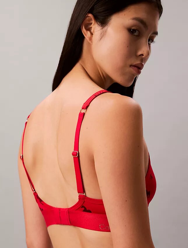 Zum chinesischen Neujahr: Leicht gefütterter Triangel-Bralette Zum chinesischen Neujahr: Leicht gefütterter Triangel-Bralette
