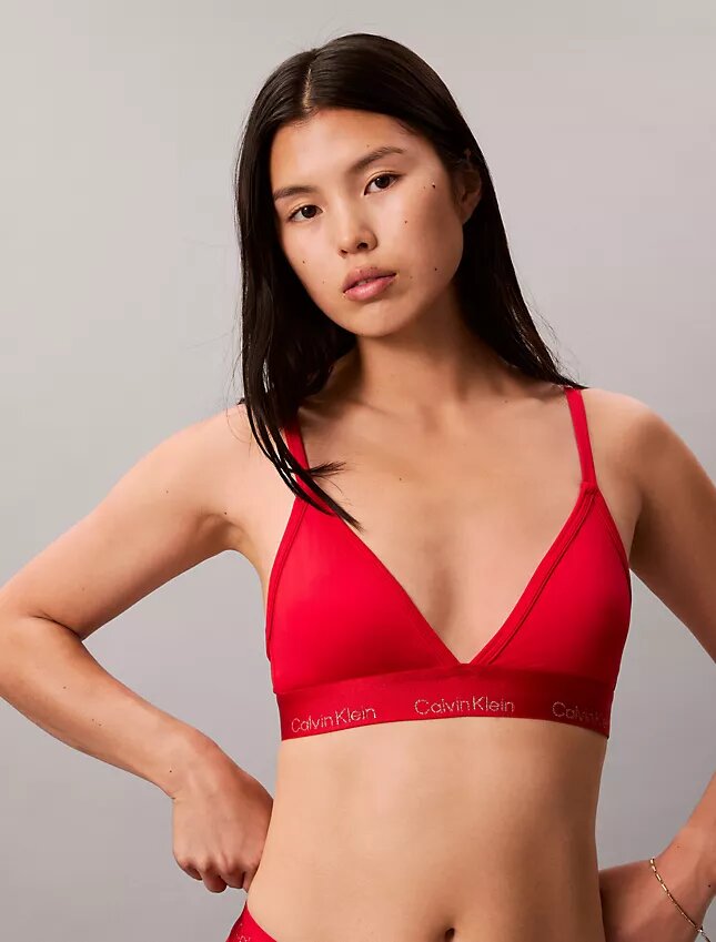 Zum chinesischen Neujahr: Leicht gefütterter Triangel-Bralette Zum chinesischen Neujahr: Leicht gefütterter Triangel-Bralette