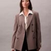 Zweireihiger Blazer aus Wollgabardine-Mischung Zweireihiger Blazer aus Wollgabardine-Mischung