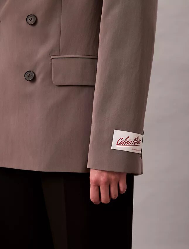 Zweireihiger Blazer aus Wollgabardine-Mischung Zweireihiger Blazer aus Wollgabardine-Mischung